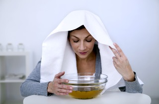 Домашнее лечение мокрого кашля без температуры