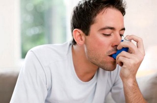 Как остановить приступ свистящего кашля