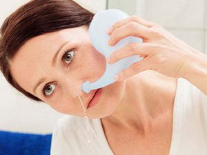 Стоит ли промывать нос при першении в горле