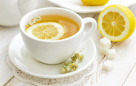 Теплый чай с лимоном