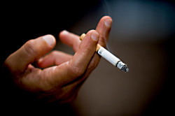 Длительное курение - причина развития ХОБЛ