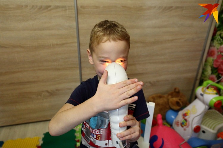 Можно нос греть солью. Солевой мешочек для прогревания носа. Прогревание носа яйцом у ребенка.