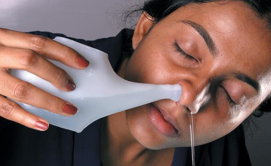 Процедура проточного промывания носа